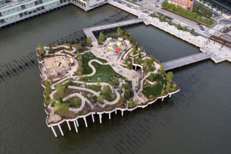 Little Island. Heatherwick Studio. Arquitectura en Nueva York. Paisajismo urbano | little_island heatherwick_studio timothy_schenck roomdiseno23
