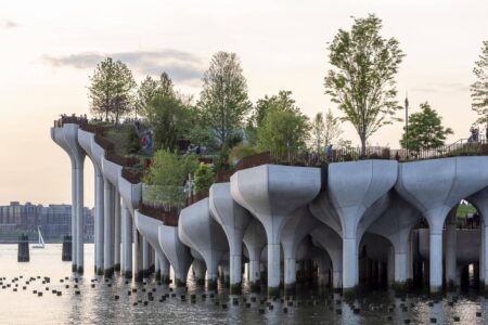 Little Island. Heatherwick Studio. Arquitectura en Nueva York. Paisajismo urbano | little_island heatherwick_studio timothy_schenck roomdiseno27