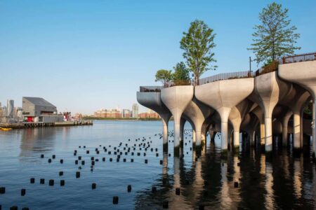 Little Island. Heatherwick Studio. Arquitectura en Nueva York. Paisajismo urbano | little_island heatherwick_studio timothy_schenck roomdiseno8