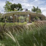 café contemporáneo, oasis circular, Pomelo Amphawa Café, looklen architects | looklen architects14