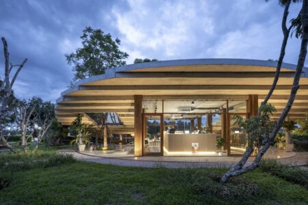 café contemporáneo, oasis circular, Pomelo Amphawa Café, looklen architects | looklen architects5