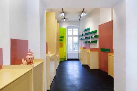 tienda de cosmética. MDC. González Hasse | mdc next door 10