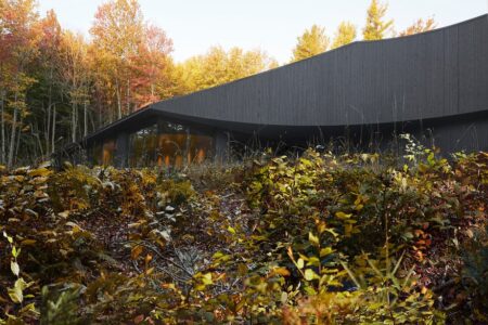 Garaje, MEV House, Jean Verville, Luis Barragán | mev house13