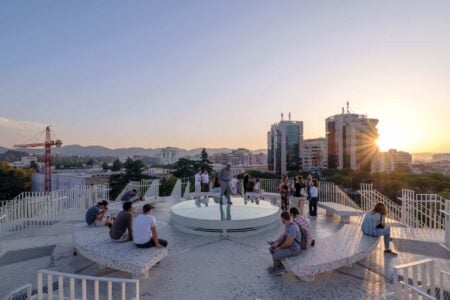MVRDV, pirámide brutalista, Albania | mvrdv11