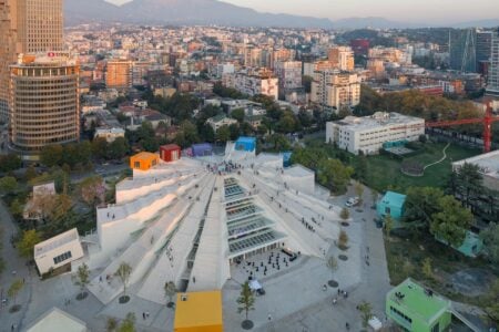 MVRDV, pirámide brutalista, Albania | mvrdv2