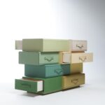 Chest of Briefcases. Maarten De Ceulaer. Diseño belga | maarten de ceulaer chest of briefcases photo nico neefs 1