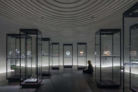 Mario Cucinella. arte etrusco. palacio de Milán | mario cucinella10