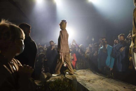 Marni. fashion show. edificio industrial | marni roomdiseno2