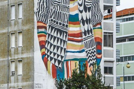 Street art. arte callejero. Street Art Lisboa | marvila1 multicultural mural de vanesa galdeano y anali chanquia
