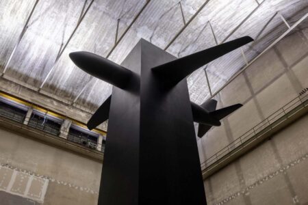 Maurizio Cattelan. Pirelli HangarBicocca | maurizio_cattelan pirelli_hangarbicocca roomdiseno