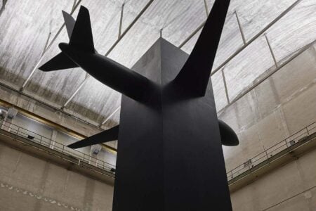 Maurizio Cattelan. Pirelli HangarBicocca | maurizio_cattelan pirelli_hangarbicocca roomdiseno12
