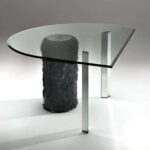 Mesa H&S de cristal y espejo para la exposición Hard & Soft, Luca Preti. | mesa hs de cristal y espejo para la exposicion hard soft luca preti