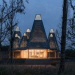 Metasequoia Grove. Group of Architects. Restaurante en China | metasequoia