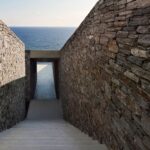 casa mediterránea. islas griegas. paisaje mediterráneo | mold architects roomdiseno21