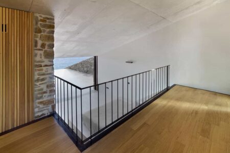casa mediterránea. islas griegas. paisaje mediterráneo | mold architects roomdiseno24