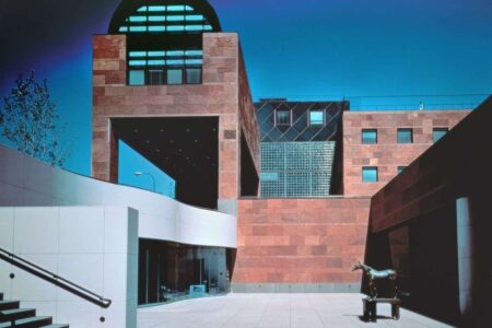 Museo de Arte Contemporáneo de Los Ángeles. Arata Isozaki. 1981 | museo_arte_contemporaneo_los_angeles yasuhiro ishimoto 1