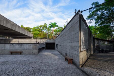 Museo brasileño de escultura. Paulo Mendes da Rocha. Arquitectura en Brasil | museo_brasilenodeescultura foto flagante