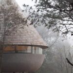 Cabaña en el bosque. forma cónica. ZJJZ Atelier | mushroom1