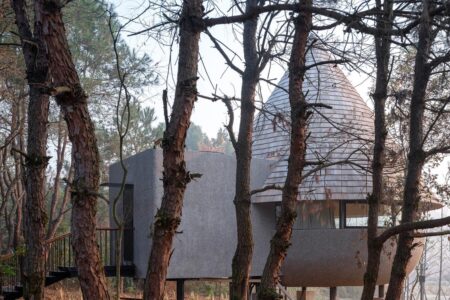 Cabaña en el bosque. forma cónica. ZJJZ Atelier | mushroom5