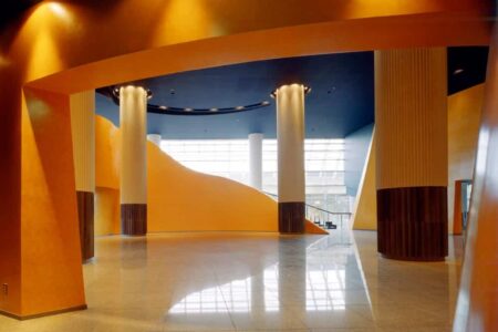 Mycal Cultural and Athletic Center. Shin-Sanda, Japón. Emilio Ambasz. Arquitectura verde. Arquitectura sostenible | mycal emilio_ambasz roomdiseno4