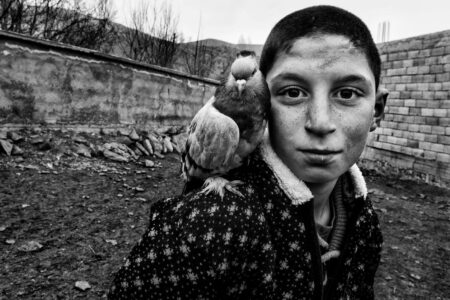 Friendship. Berin Aydini. URBAN Photo Awards 2021. Fotografía urbana | people_03_hm_berin aydin friendship _ people