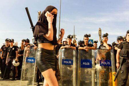Istanbul Turkey. Forrest Walkeri. URBAN Photo Awards 2021. Fotografía urbana | people_06_rr_forrest walker istanbul turkey _ people