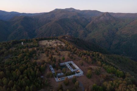 Casa Luna, Pezo von Ellrichshausen, brutalismo | pve_luna_230424_01