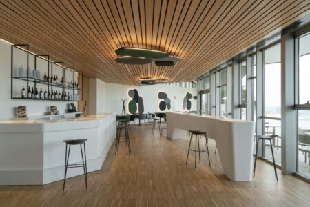 Parador Costa da Morte. Grupo Ramón García y Sutega junto con otras empresas contract | parador costa da morte 26 cafeteria 1