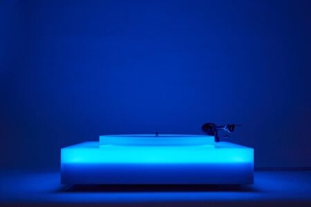 Brian Eno. iluminación led. sonido y luz. Paul Stolper Gallery | paul stolper gallery roomdiseno 8