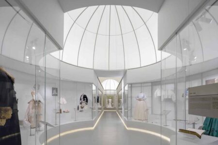 Victoria and Albert Museum. diseño expositivo. Studio 10 | photo by chao zhang 10