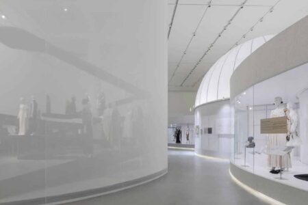 Victoria and Albert Museum. diseño expositivo. Studio 10 | photo by chao zhang 17
