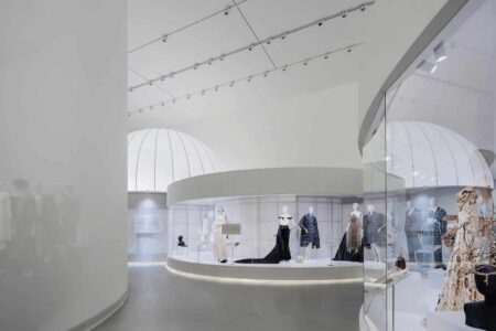 Victoria and Albert Museum. diseño expositivo. Studio 10 | photo by chao zhang 18