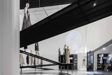 Victoria and Albert Museum. diseño expositivo. Studio 10 | photo by chao zhang 25