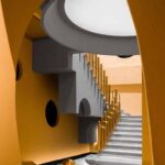 Galería de arte. acero corrugado. estilo Memphis | pig design6