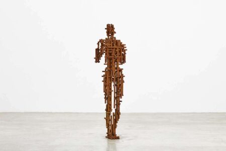 Pluck. Foto: Stephen White @ Antony Gormley. Cortesía Thaddaeus Ropac Gallery | pluck antony_gormely roomdiseno