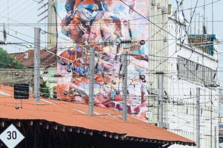 Street art. arte callejero. Street Art Lisboa | poseidon mural de pichiavo en santa apolonia2