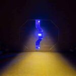 Prada, Odisea en el espacio. escenario futurista. AMO. Túnel de néon | prada roomdiseno3