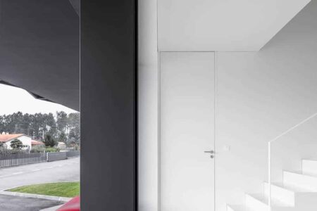 Ramalhos. Arquitetura Espaço Objecto. Interiorismo minimalista | edificio industrial da ramalhos arquitetura espaco objecto e 20