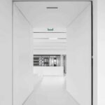 Ramalhos. Arquitetura Espaço Objecto. Interiorismo minimalista | edificio industrial da ramalhos arquitetura espaco objecto e 21