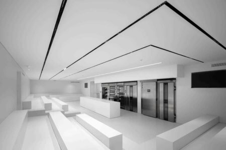 Ramalhos. Arquitetura Espaço Objecto. Interiorismo minimalista | edificio industrial da ramalhos arquitetura espaco objecto e 22
