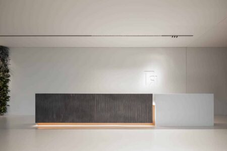 Ramalhos. Arquitetura Espaço Objecto. Interiorismo minimalista | edificio industrial da ramalhos arquitetura espaco objecto e 34