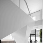 Ramalhos. Arquitetura Espaço Objecto. Interiorismo minimalista | edificio industrial da ramalhos arquitetura espaco objecto e 8