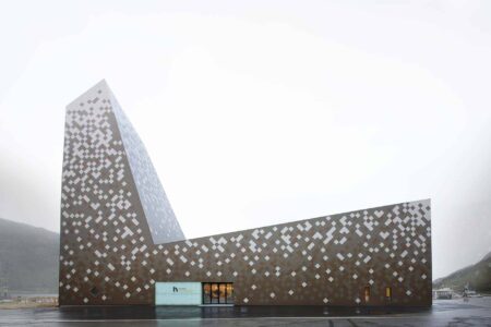 Norwegian Mountaineering Center. Reiulf Ramstad Arkitekter. Arquitectura nórdica | rra_mountaineering_center 10soren harder nielsen