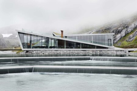 Trollstigen Visitor Centre. Møre og Romsdal, Noruega. Reiulf Ramstad Arkitekter. Arquitectura nórdica | rra_trollstigen_fjellstue 27diephotodesigner de
