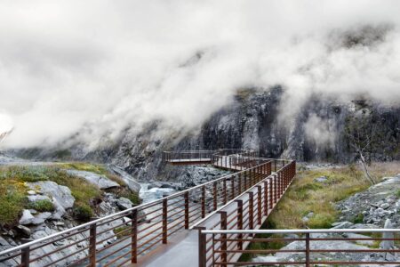 Trollstigen Visitor Centre. Møre og Romsdal, Noruega. Reiulf Ramstad Arkitekter. Arquitectura nórdica | imaging by the color club www thecolorclub net 18
