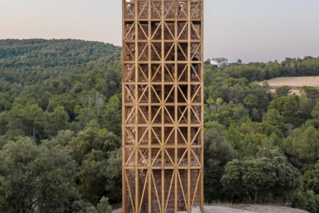 Recuperación de la Torre de Merola. Carles Enrich Studio | recuperacion de la torre de merola carles enrich studio