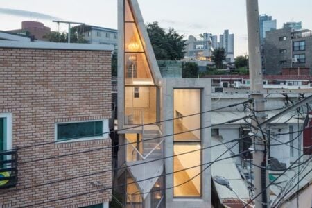 casa triangular. SML Architects. SOSEUM | sml architects roomdiseno22