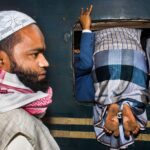 The Last Train. Enamul Kabir. URBAN Photo Awards 2021. Fotografía urbana | streets_02_hm_md enamul kabir the last train _ streets