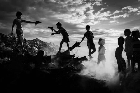 Young Guns. Rene Bernal . URBAN Photo Awards 2021. Fotografía urbana | streets_05_rr_rene bernal young guns _ streets