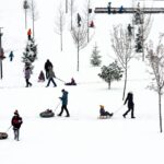 Urban Winter Recreation. Ludmila Stepnova. URBAN Photo Awards 2021. Fotografía urbana | streets_09_rr_ludmila stepnova urban winter recreation _ streets